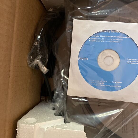 New Electro Brand USB Record Player Turntable Model 2650MO - Open Box - Picture 5 of 7